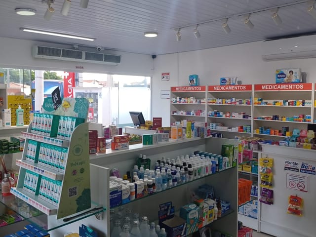 Comercial 1 quarto e 1 banheiro, à venda, no bairro Vila São José em Taubaté