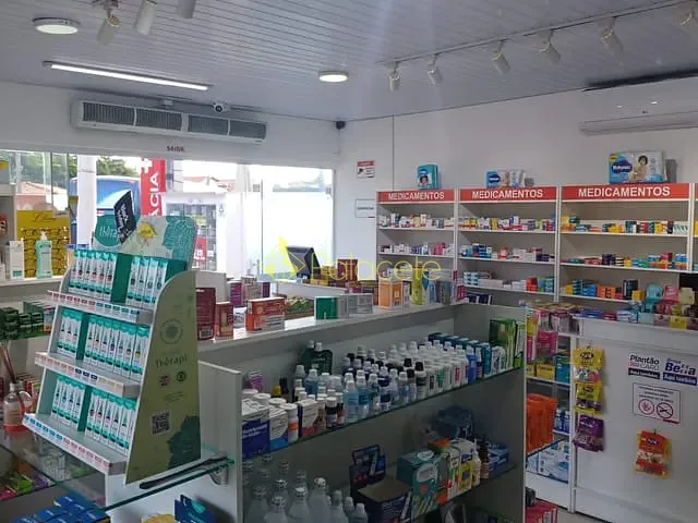 Comercial 1 quarto e 1 banheiro, à venda, no bairro Vila São José em Taubaté