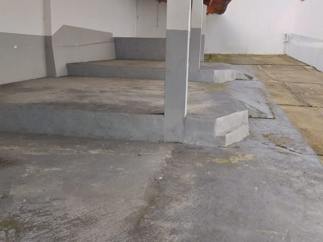 Comercial 1 quarto e 2 banheiros, para alugar, no bairro Jardim das Nações em Taubaté