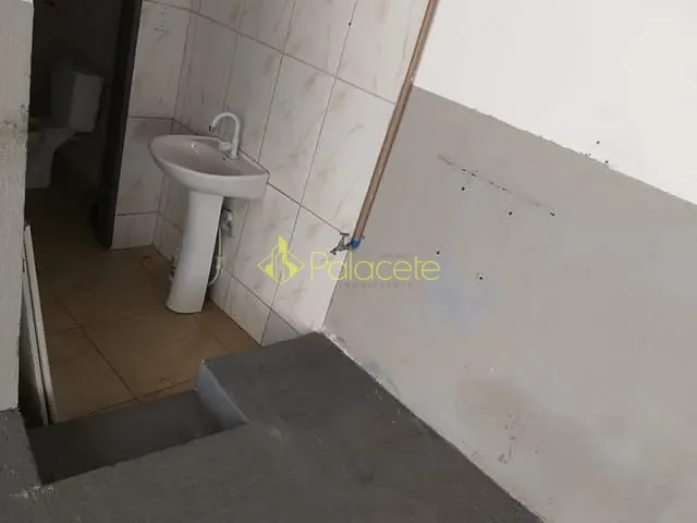 Comercial 1 quarto e 2 banheiros, para alugar, no bairro Jardim das Nações em Taubaté