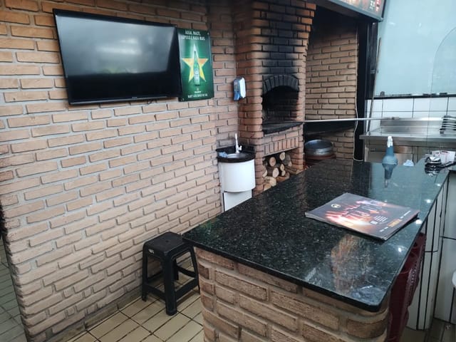Comercial com 50m², à venda, no bairro Jardim Residencial Doutor Lessa em Pindamonhangaba