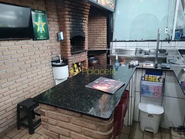 Comercial com 50m², à venda, no bairro Jardim Residencial Doutor Lessa em Pindamonhangaba