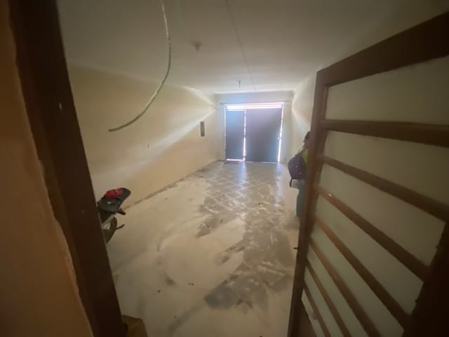 Comercial 7 quartos e 2 banheiros, à venda ou para alugar, no bairro Santa Rita em Aparecida