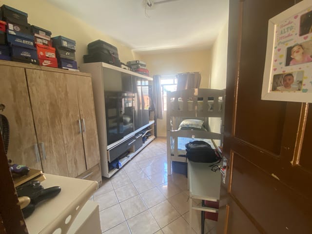 Comercial 7 quartos e 2 banheiros, à venda ou para alugar, no bairro Santa Rita em Aparecida