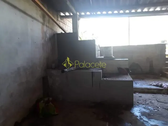 Loja com 500m² 1 quarto e 1 banheiro, à venda, no bairro Campinas em Pindamonhangaba
