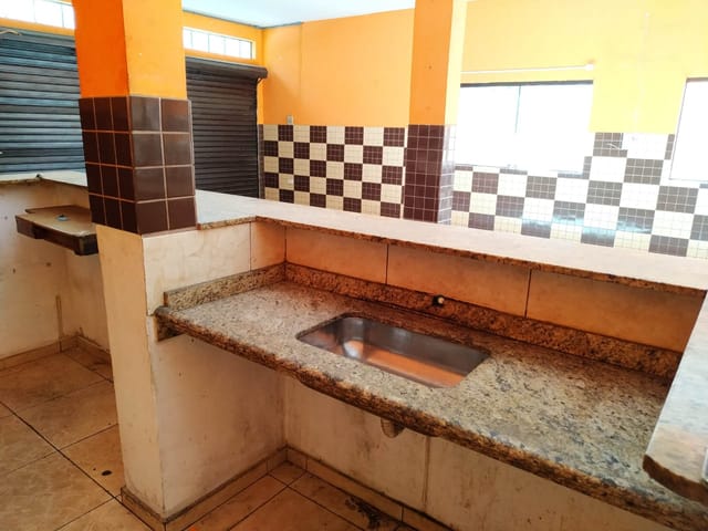Loja com 280m², à venda, no bairro Loteamento João Tamborindeguy Fernandes em Pindamonhangaba