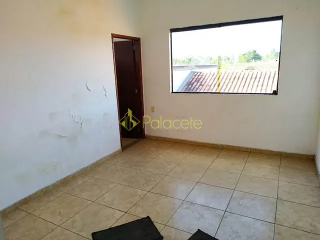 Loja com 280m², à venda, no bairro Loteamento João Tamborindeguy Fernandes em Pindamonhangaba