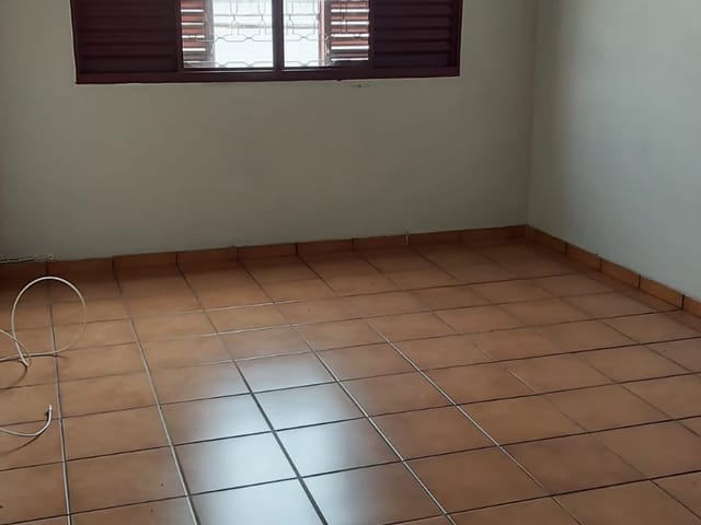 Prédio com 246m² 5 quartos e 6 banheiros, à venda, no bairro Centro em Aparecida