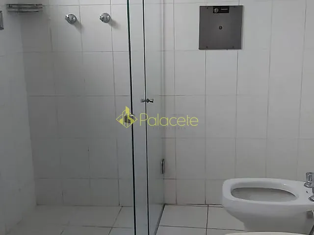 Prédio com 246m² 5 quartos e 6 banheiros, à venda, no bairro Centro em Aparecida