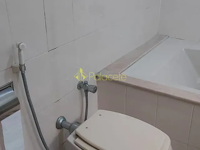Prédio com 246m² 5 quartos e 6 banheiros, à venda, no bairro Centro em Aparecida