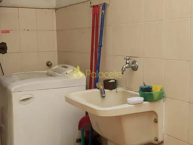 Prédio com 246m² 5 quartos e 6 banheiros, à venda, no bairro Centro em Aparecida