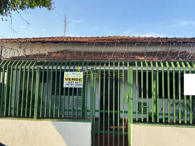 Comercial com 400m² 2 quartos e 2 banheiros, à venda, no bairro Estiva em Taubaté