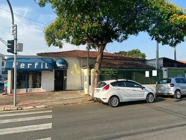 Comercial com 400m² 2 quartos e 2 banheiros, à venda, no bairro Estiva em Taubaté