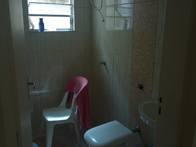 Prédio com 290m², à venda, no bairro Parque Senhor do Bonfim em Taubaté