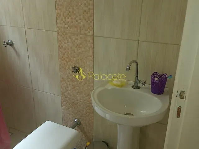 Prédio com 290m², à venda, no bairro Parque Senhor do Bonfim em Taubaté