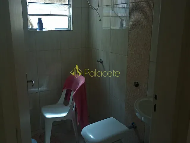 Prédio com 290m², à venda, no bairro Parque Senhor do Bonfim em Taubaté