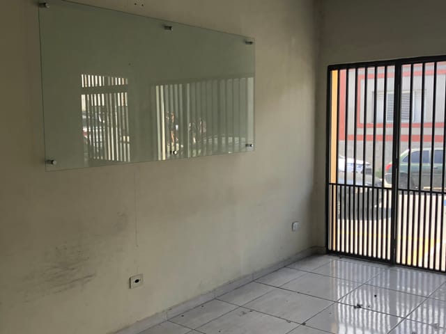 Prédio com 300m², à venda, no bairro Centro em Pindamonhangaba
