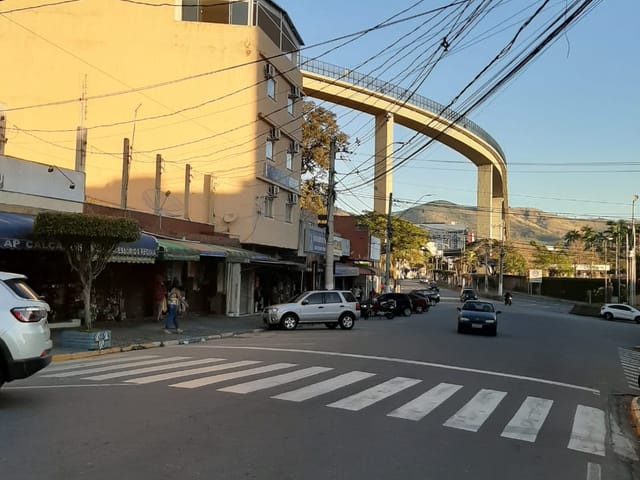 Comercial com 1032m², à venda, no bairro Centro em Aparecida