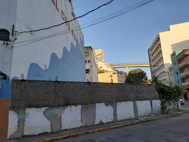 Comercial com 1032m², à venda, no bairro Centro em Aparecida