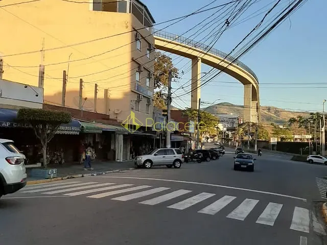 Comercial com 1032m², à venda, no bairro Centro em Aparecida