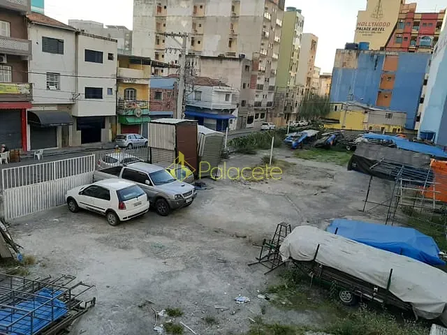 Comercial com 1032m², à venda, no bairro Centro em Aparecida