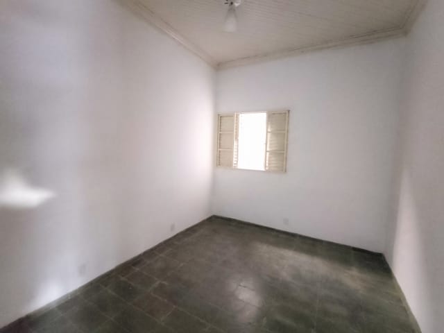 Comercial para alugar, no bairro Vila São Geraldo em Taubaté