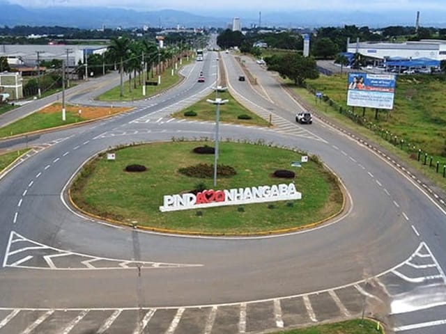 Galpão / Barracão à venda, no bairro Campo Alegre em Pindamonhangaba