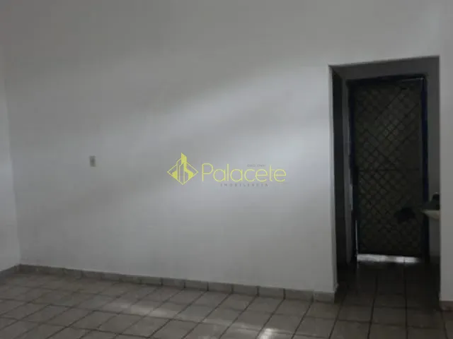 Galpão / Barracão com 210m², à venda, no bairro Jardim São José em Caçapava