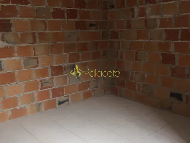 Sala para alugar, no bairro Centro em Pindamonhangaba