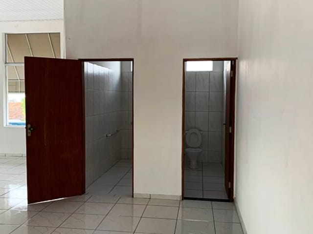 Sala com 103m², para alugar, no bairro Chácara da Galega em Pindamonhangaba