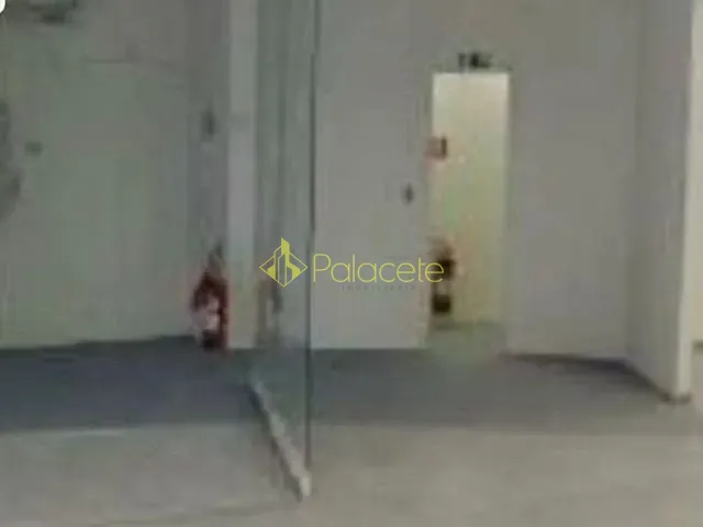 Comercial com 500m², para alugar, no bairro Loteamento João Tamborindeguy Fernandes em Pindamonhangaba