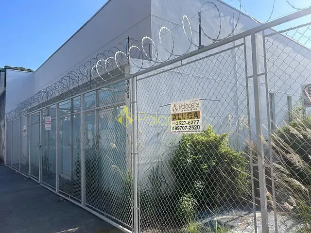 Comercial com 500m², para alugar, no bairro Loteamento João Tamborindeguy Fernandes em Pindamonhangaba