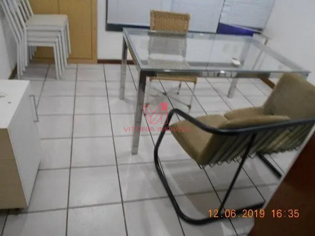 Comercial com 32m², para alugar, no bairro ENSEADA DO SUA em Vitoria