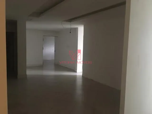 Comercial com 230m², para alugar, no bairro PRAIA DO CANTO em Vitoria