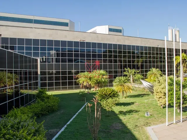 Comercial com 6000m², para alugar, no bairro MATA DA PRAIA em Vitoria