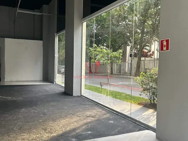 Loja para alugar, no bairro JARDIM CAMBURI em Vitoria