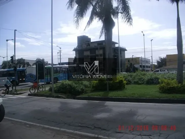 Loja com 500m², para alugar, no bairro CARAPINA em Serra