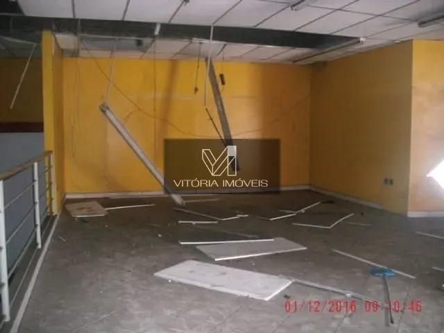 Loja com 500m², para alugar, no bairro CARAPINA em Serra