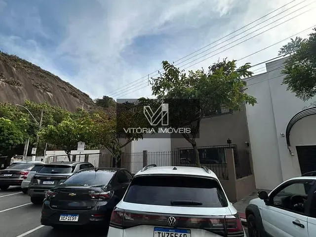 Comercial com 478m², para alugar, no bairro SANTA LUCIA em Vitoria