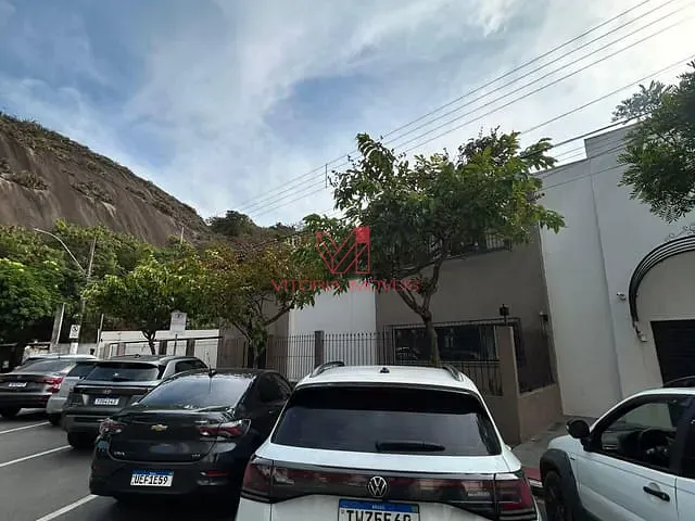 Comercial com 478m², para alugar, no bairro SANTA LUCIA em Vitoria