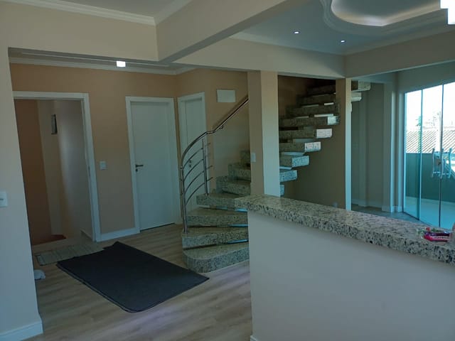 Prédio com 290m², à venda, no bairro Espinheiros em Itajaí