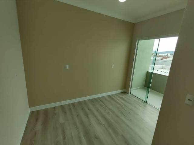 Prédio com 290m², à venda, no bairro Espinheiros em Itajaí