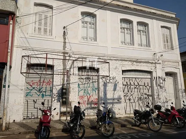 Terreno com 250m², à venda, no bairro Centro em Bragança Paulista