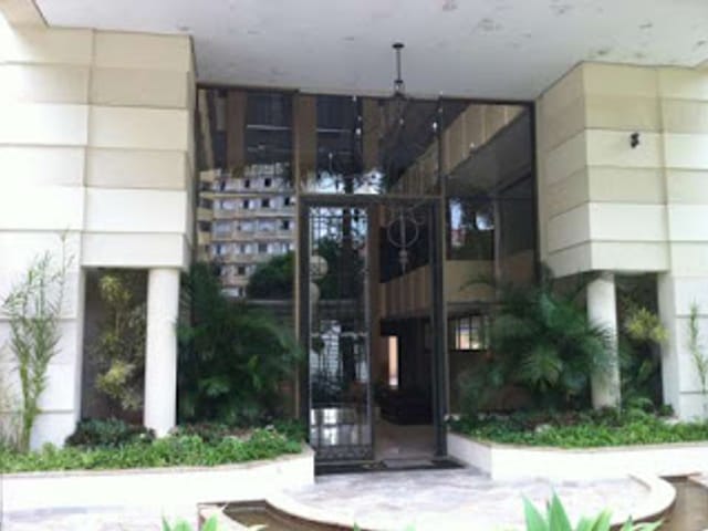 Empreendimento com 56m² 1 quarto e 1 banheiro, à venda, no bairro Centro em Londrina