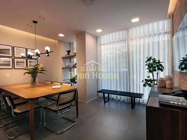 Empreendimento disponível, no bairro Lagoa em Rio de Janeiro
