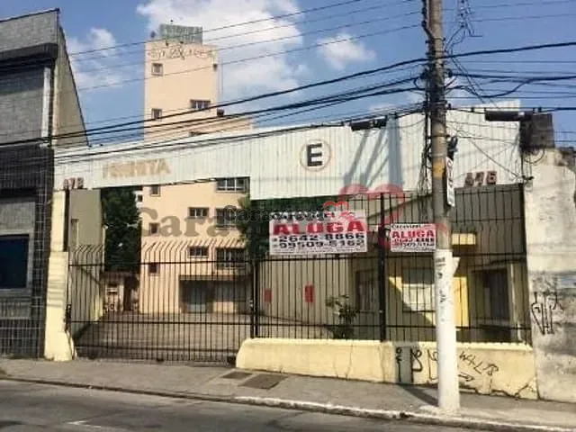 Prédio à venda ou para alugar, no bairro Penha de França em São Paulo