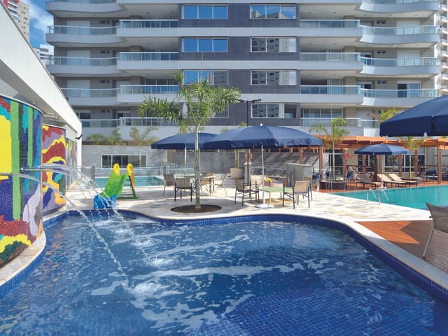 Empreendimento com 245m² 3 quartos e 4 banheiros, à venda, no bairro Santa Rosa em Londrina