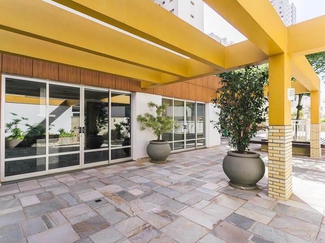 Empreendimento com 254m² 3 quartos e 4 banheiros, à venda, no bairro Gleba Fazenda Palhano em Londrina