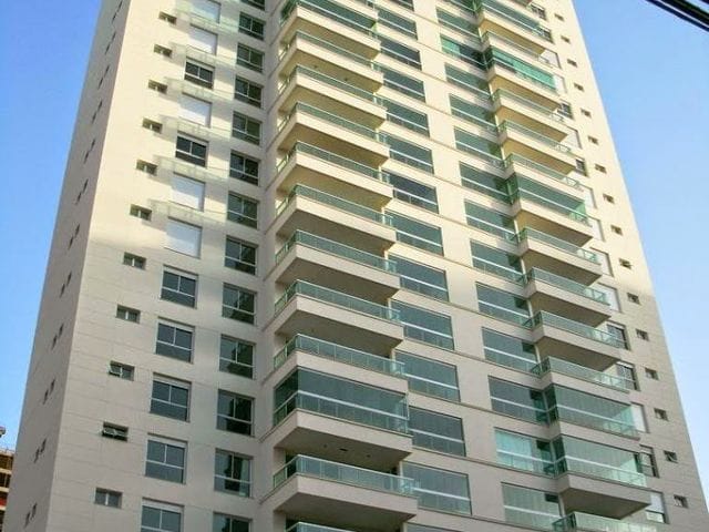 Empreendimento com 359m² 2 quartos e 1 banheiro, à venda, no bairro Gleba Fazenda Palhano em Londrina