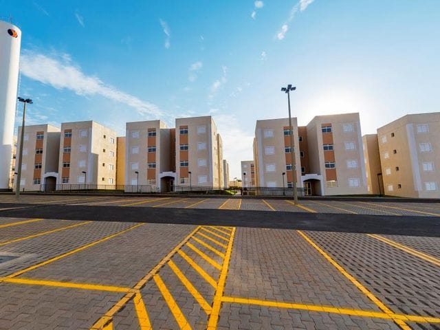 Empreendimento com 62m² 2 quartos e 1 banheiro, à venda ou para alugar, no bairro Leonor em Londrina